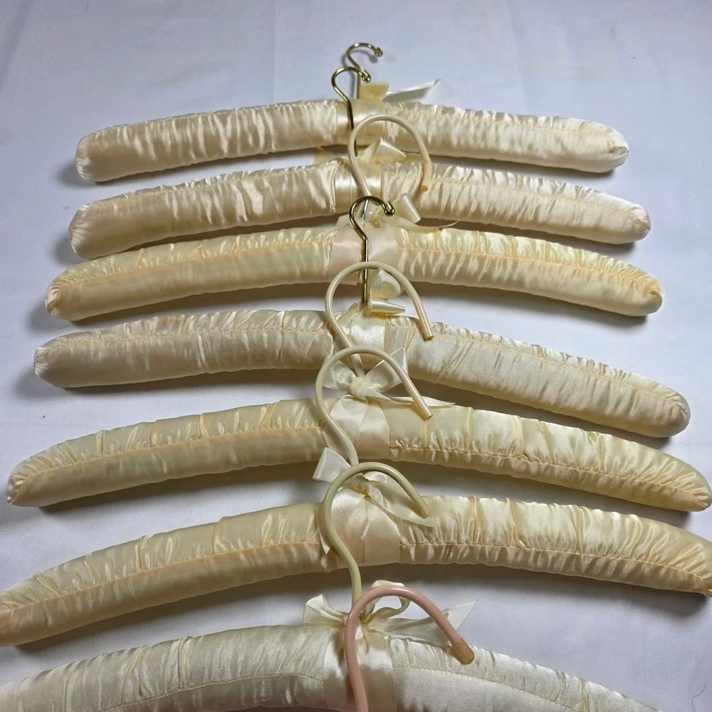 Vintage Padded Hangers Lot 11 Satin Ruched Fabric Knit Shabby Chic Lingerie Pink